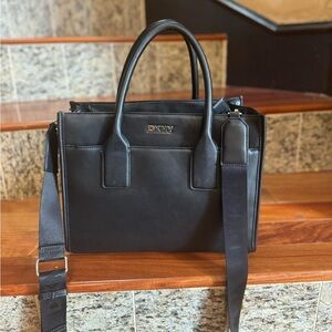 Dkny black signature bag medium
